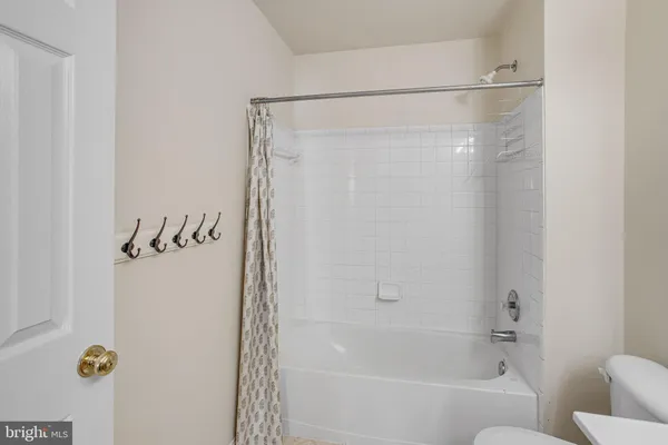 $3,250 | 11973 Rayborn Creek Drive, Manassas, VA 20109