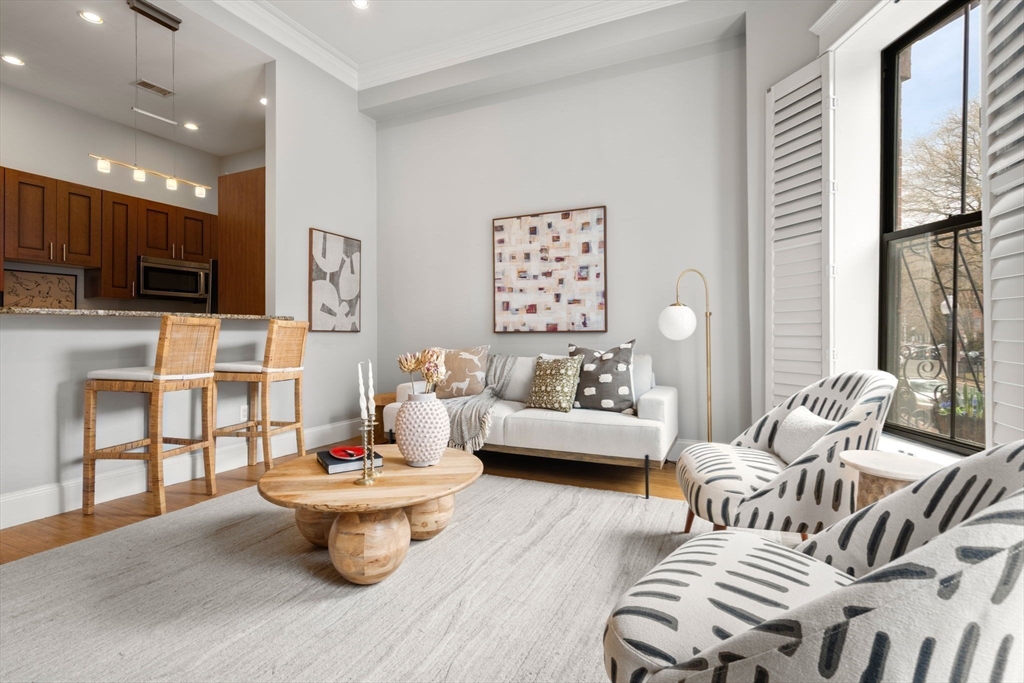 14 Worcester Square, Unit 2 Boston, MA 02118 - Photo 5 of 15