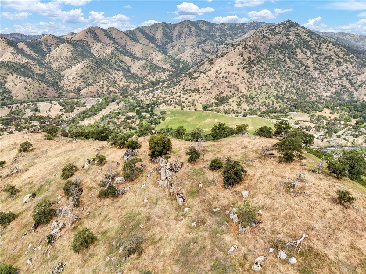 04-DJI_20250503102324_0016_D