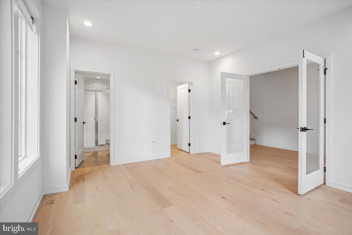 11711 Paysons Way Reston, VA 20191 - Photo 9 of 64 Ensuite Bath , Walk-in Closet