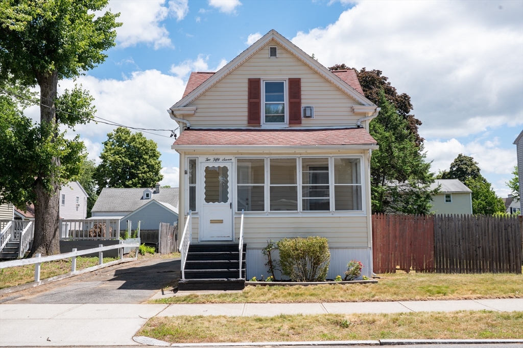 257 Redlands Street Springfield, MA 01104 - Photo 2 of 21