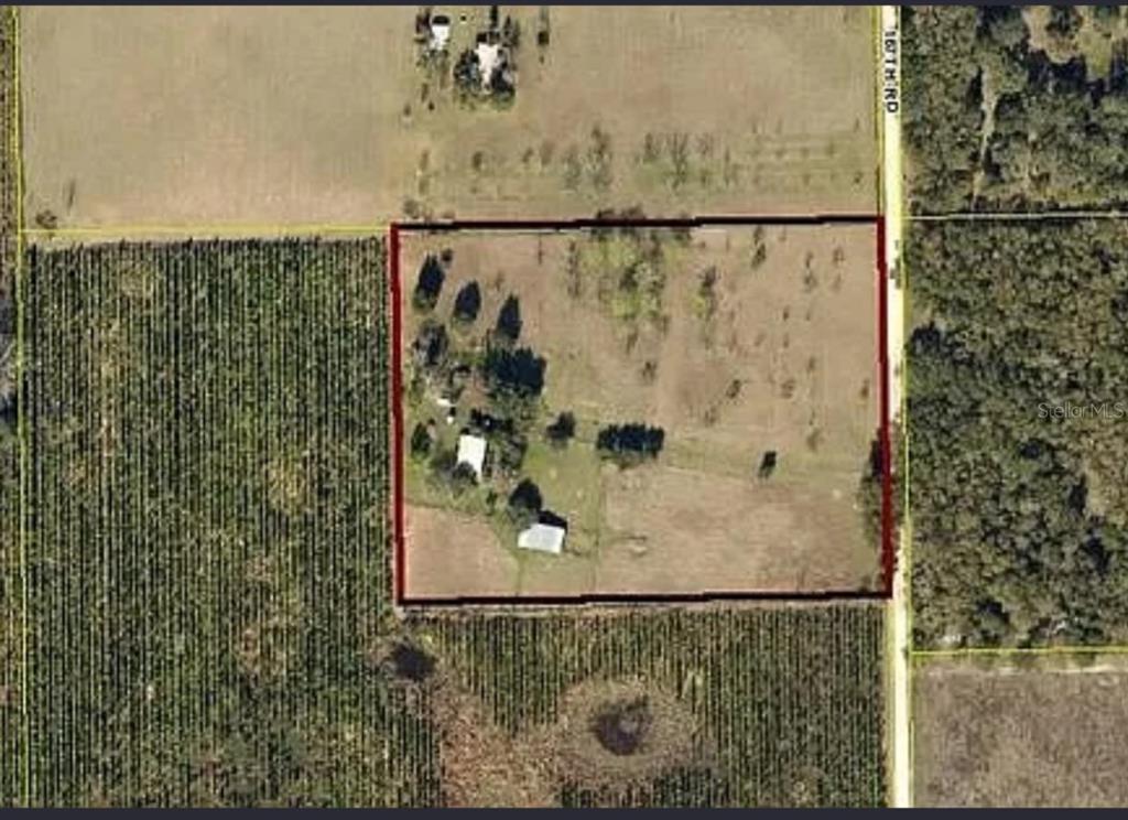 11475 167th Road Live Oak, FL 32060 - Photo 4 of 15 view of a bathroom with a shower and a sink