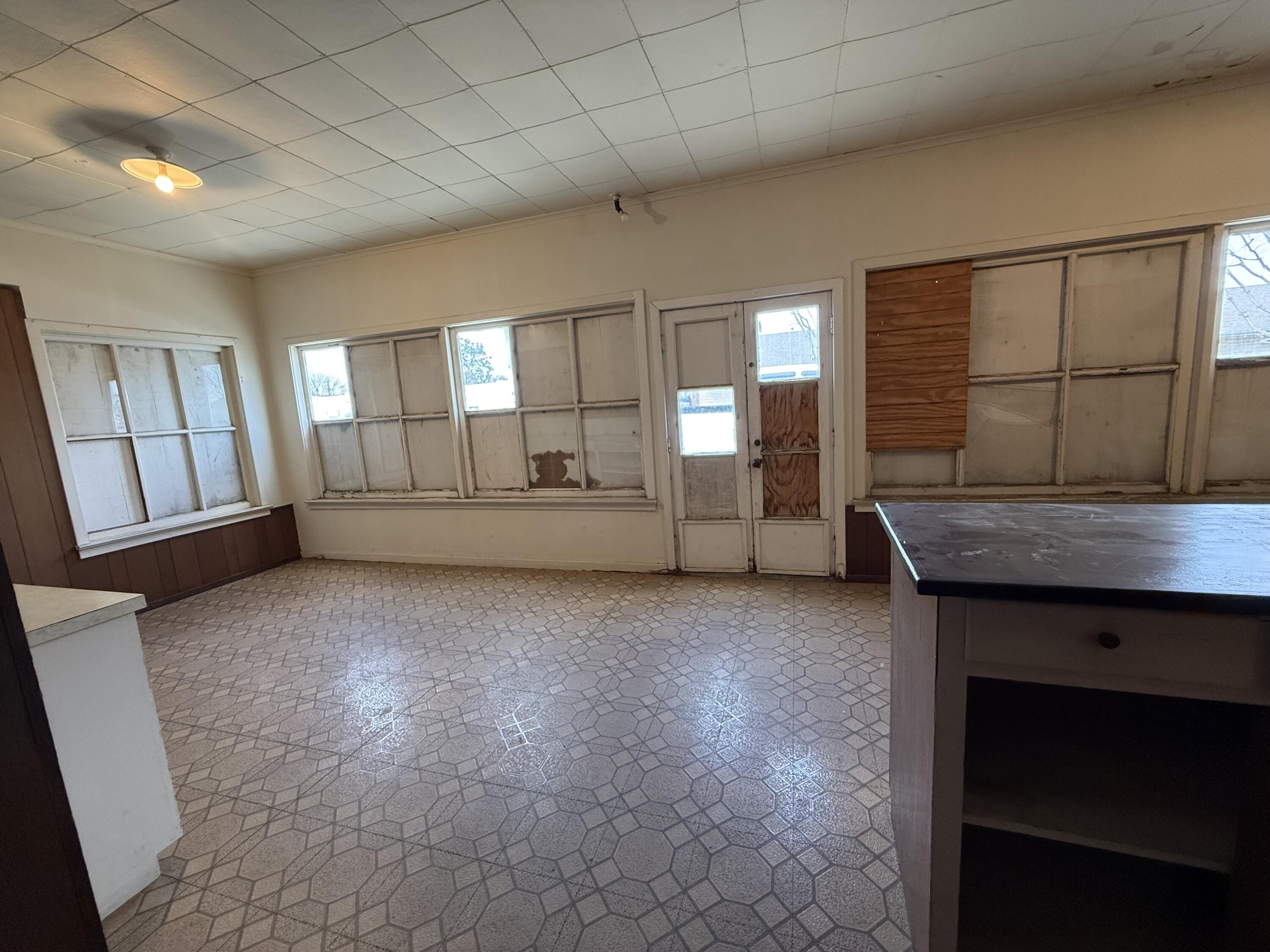 200 South D Street Exeter, CA 93221 - Photo 31 of 36