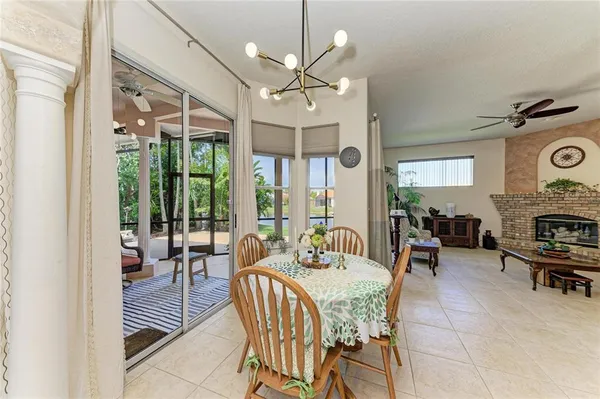 $435,000 | 4107 72nd Avenue East, Sarasota, FL 34243