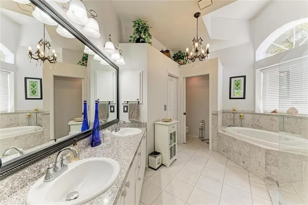 $435,000 | 4107 72nd Avenue East, Sarasota, FL 34243