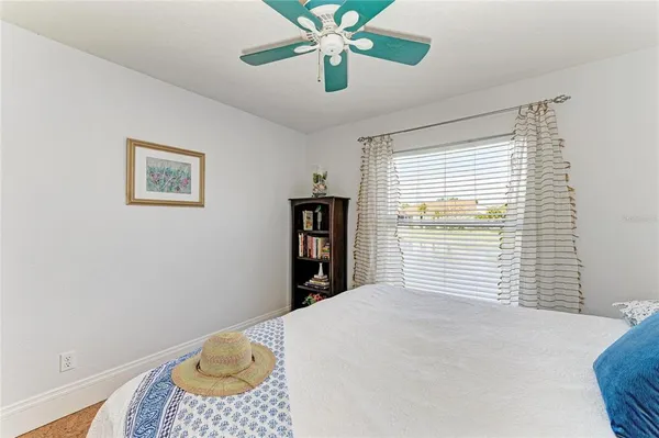 $435,000 | 4107 72nd Avenue East, Sarasota, FL 34243