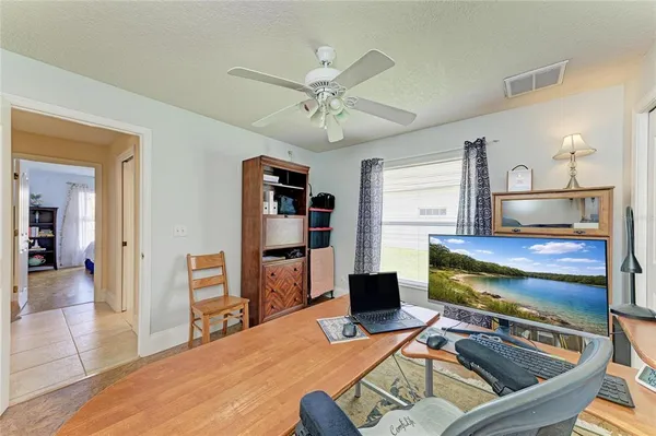 $435,000 | 4107 72nd Avenue East, Sarasota, FL 34243