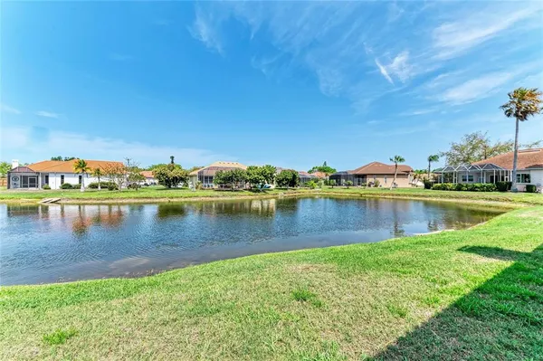 $435,000 | 4107 72nd Avenue East, Sarasota, FL 34243