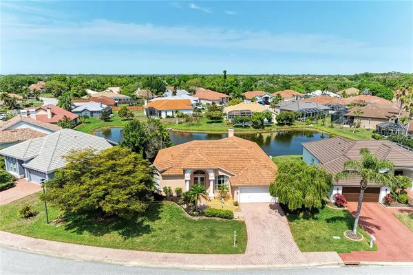 $435,000 | 4107 72nd Avenue East, Sarasota, FL 34243