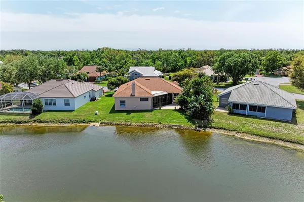 $435,000 | 4107 72nd Avenue East, Sarasota, FL 34243