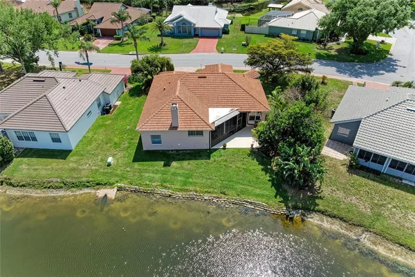 $435,000 | 4107 72nd Avenue East, Sarasota, FL 34243