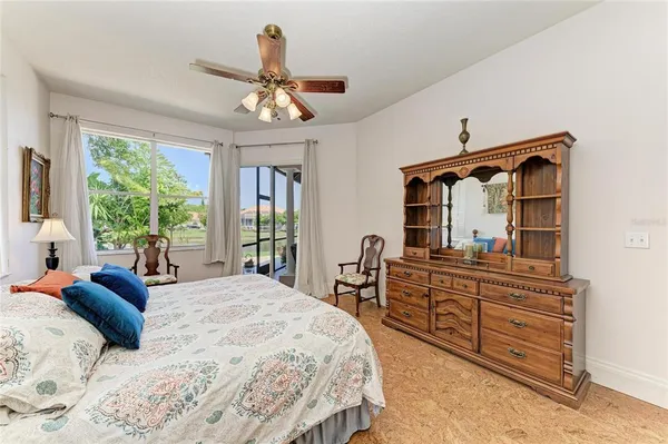 $435,000 | 4107 72nd Avenue East, Sarasota, FL 34243