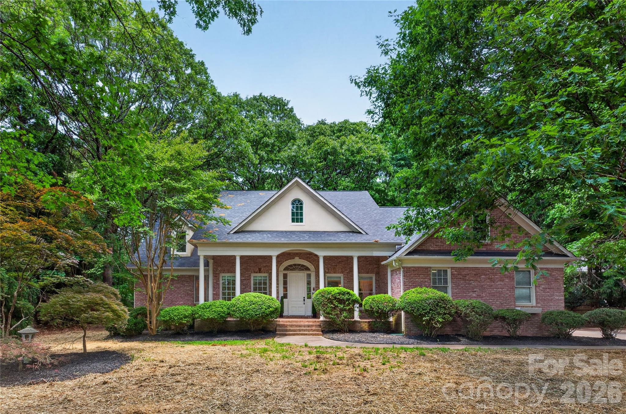 6424 Antioch Court Matthews, NC 28104 - Photo 2 of 13 Gallery Image 2
