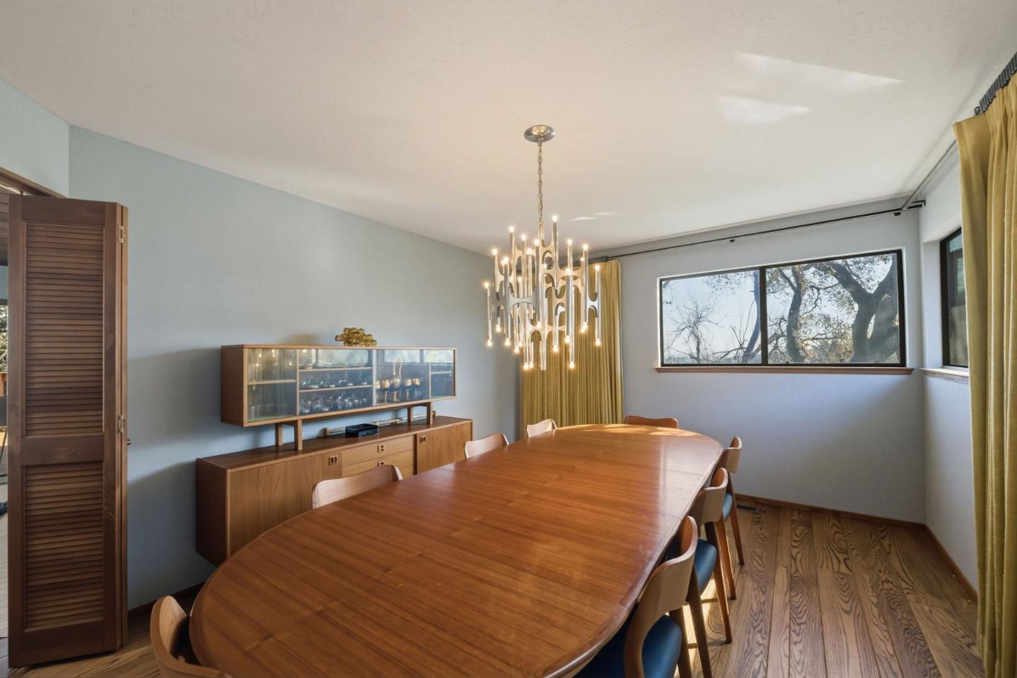 917 Holly Road Belmont, CA 94002 - Photo 24 of 82