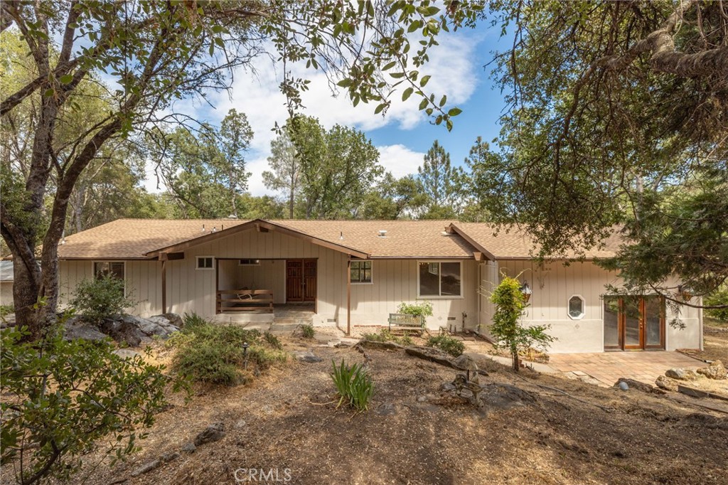 32413 Chickasaw Road Coarsegold, CA 93614 - Photo 2 of 67 Welcome Home!