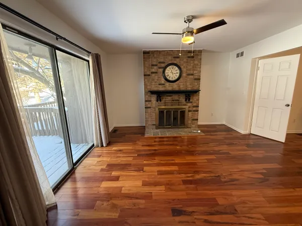 $2,300 | 1082 Greenhills Drive, Ann Arbor, MI 48105