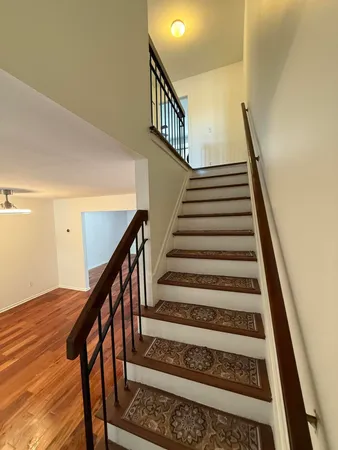 $2,300 | 1082 Greenhills Drive, Ann Arbor, MI 48105
