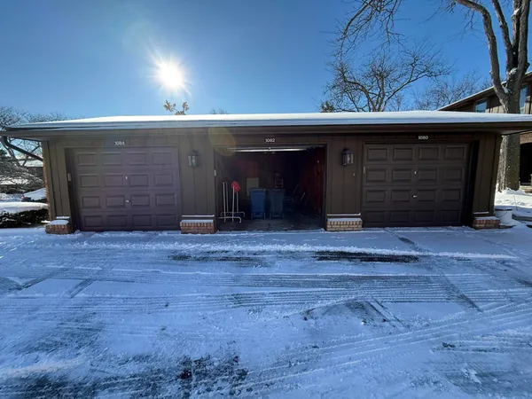 $2,300 | 1082 Greenhills Drive, Ann Arbor, MI 48105