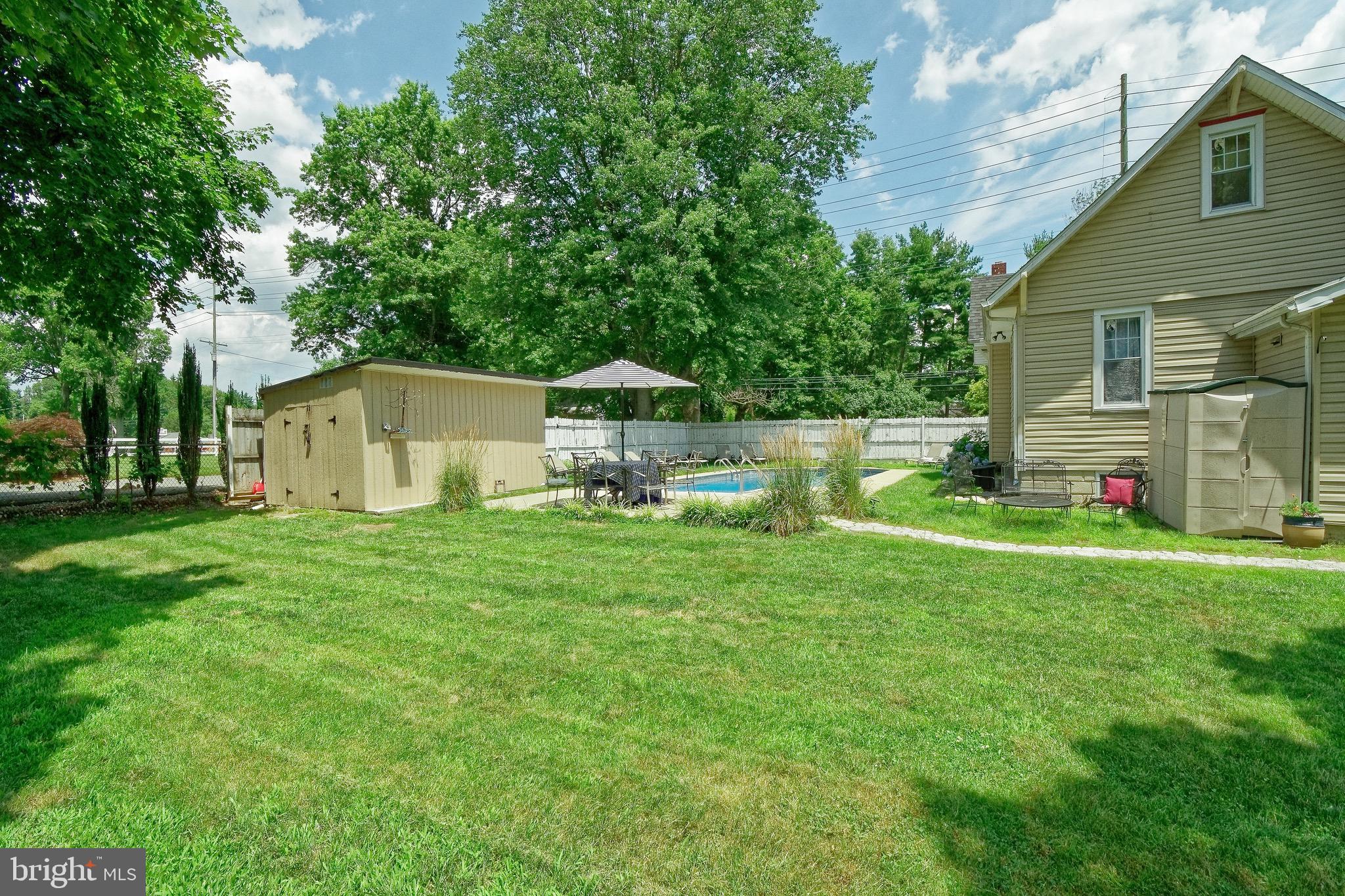 300 North Woodbury Road Pitman, NJ 08071 - Photo 33 of 33 Rear exterior view/yard/shed
