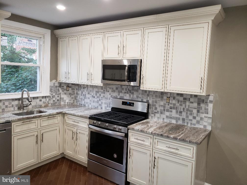 7647 Rugby Street Philadelphia, PA 19150 - Photo 13 of 36 Gallery Image 13