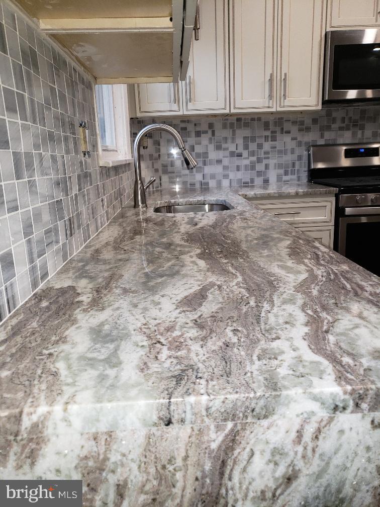 7647 Rugby Street Philadelphia, PA 19150 - Photo 17 of 36 Gallery Image 17