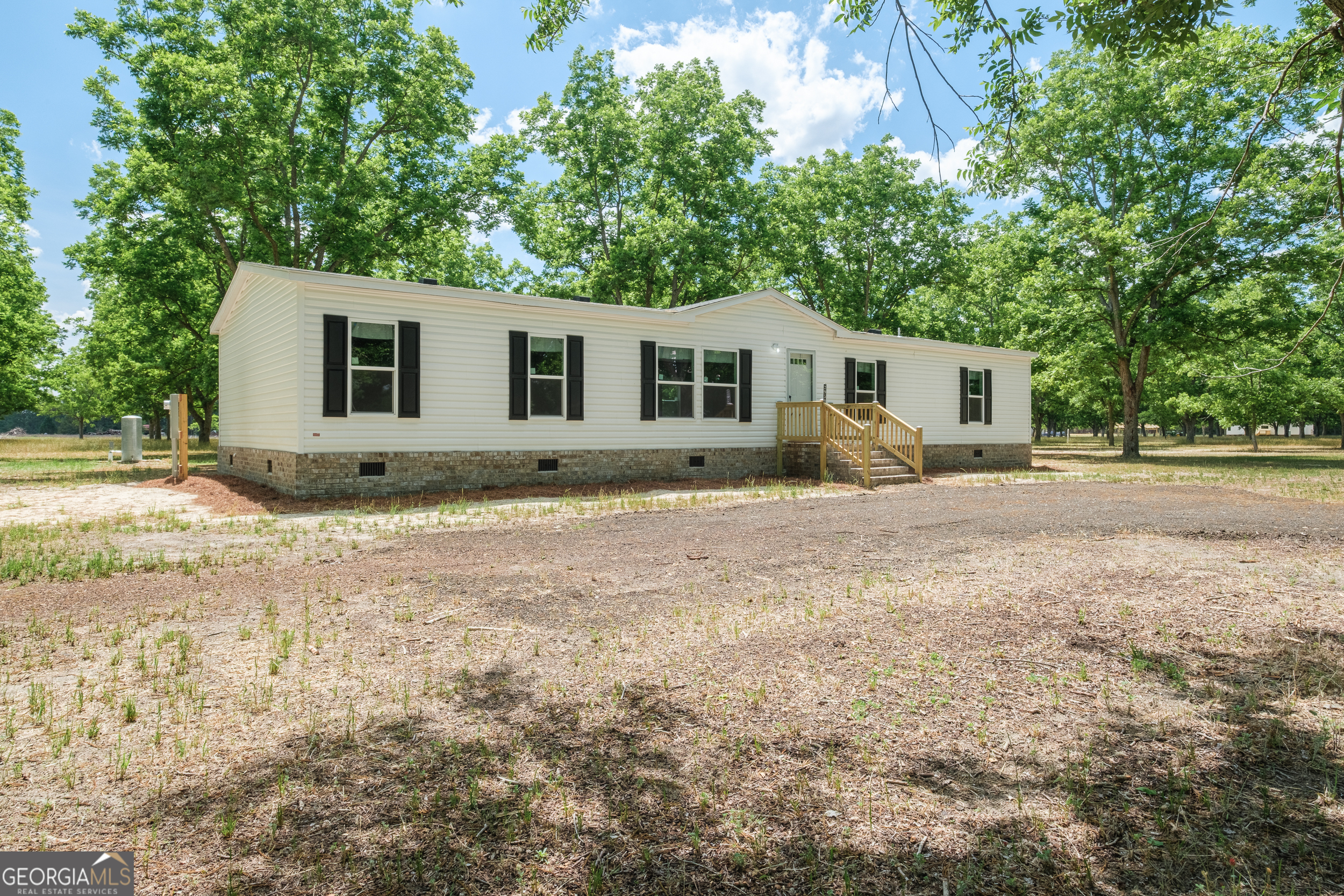 2853 Lake Lannell Road Odum, GA 31555 - Photo 3 of 29 a view of outdoor space and yard