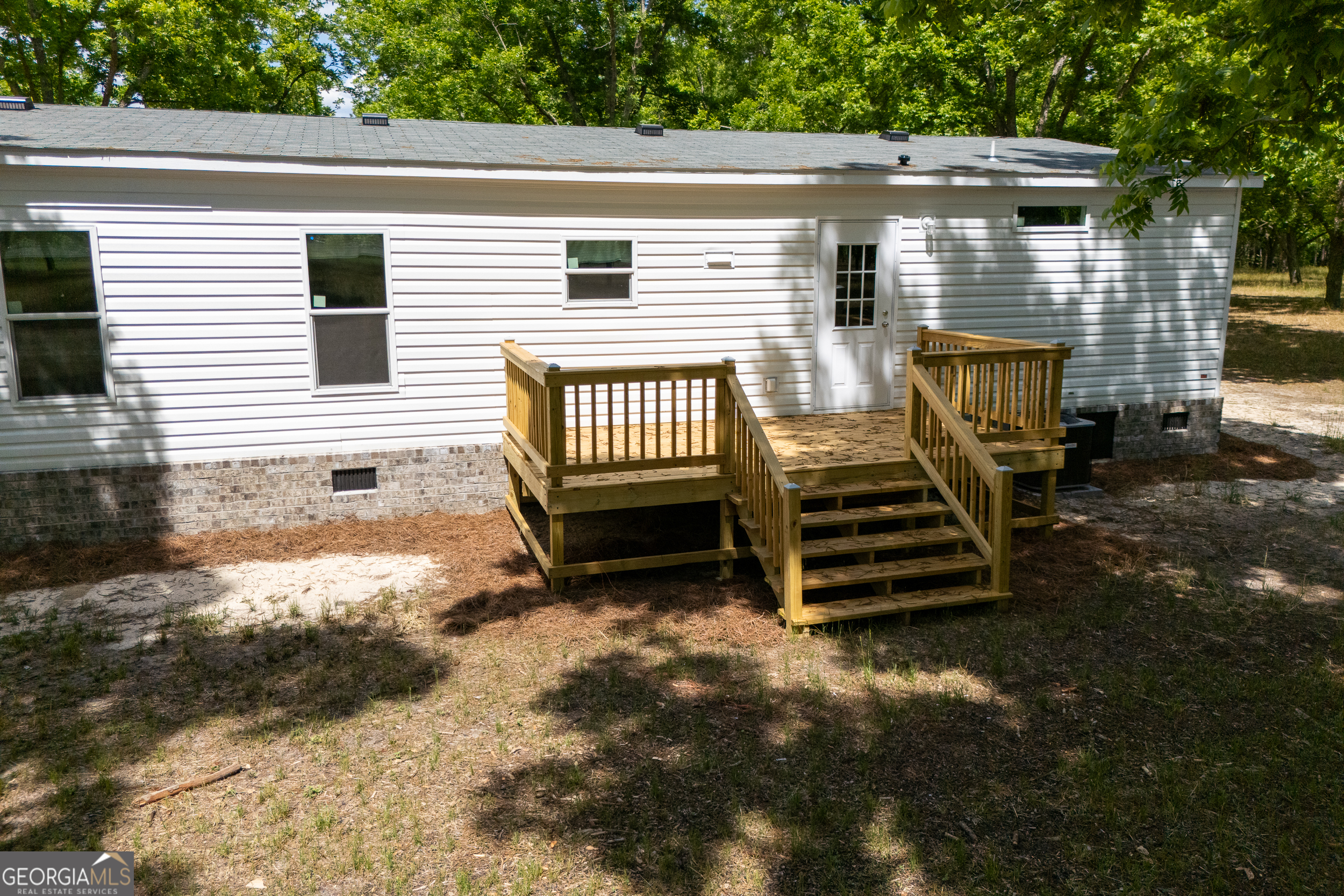 2853 Lake Lannell Road Odum, GA 31555 - Photo 5 of 29 a view of outdoor space and deck