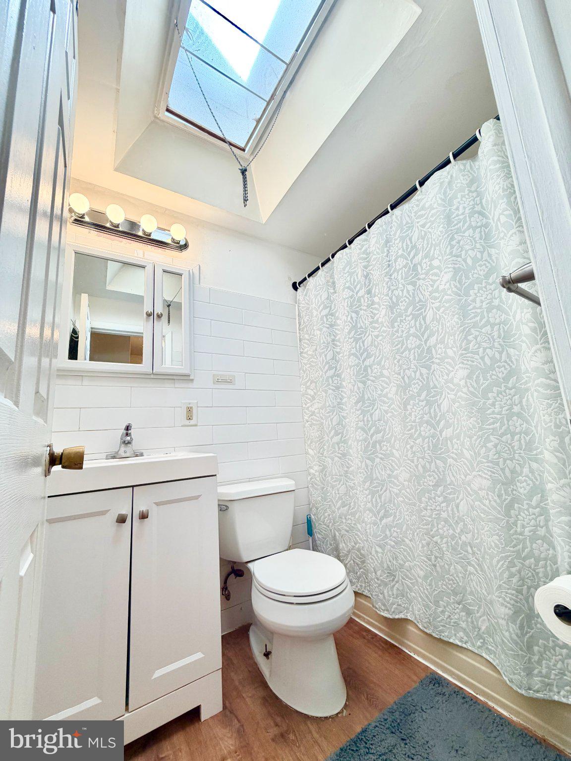 854 Andover Road Lansdale, PA 19446 - Photo 11 of 12 Full Bath