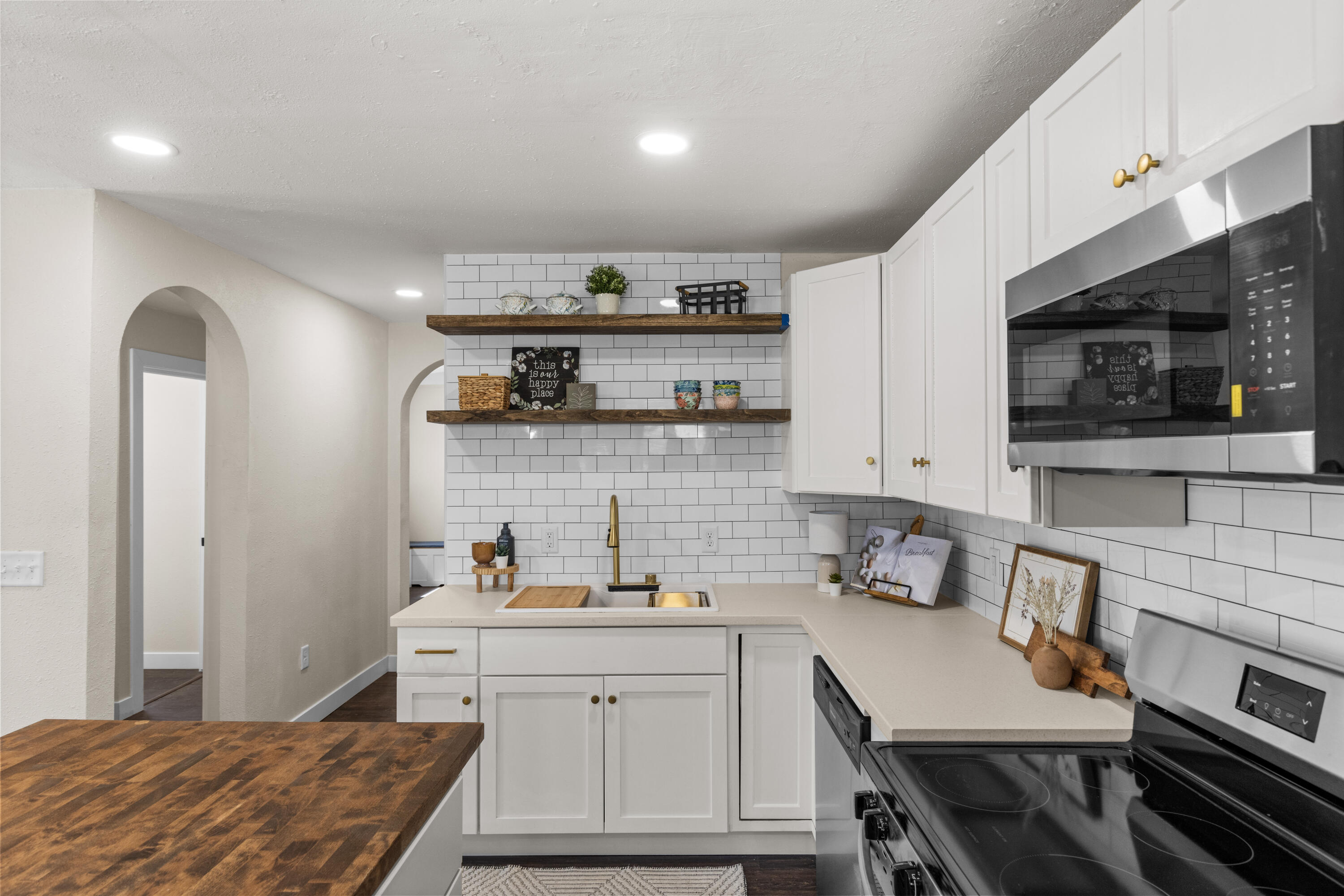 1502 Grant Street Beloit, WI 53511 - Photo 1 of 25 kitchen