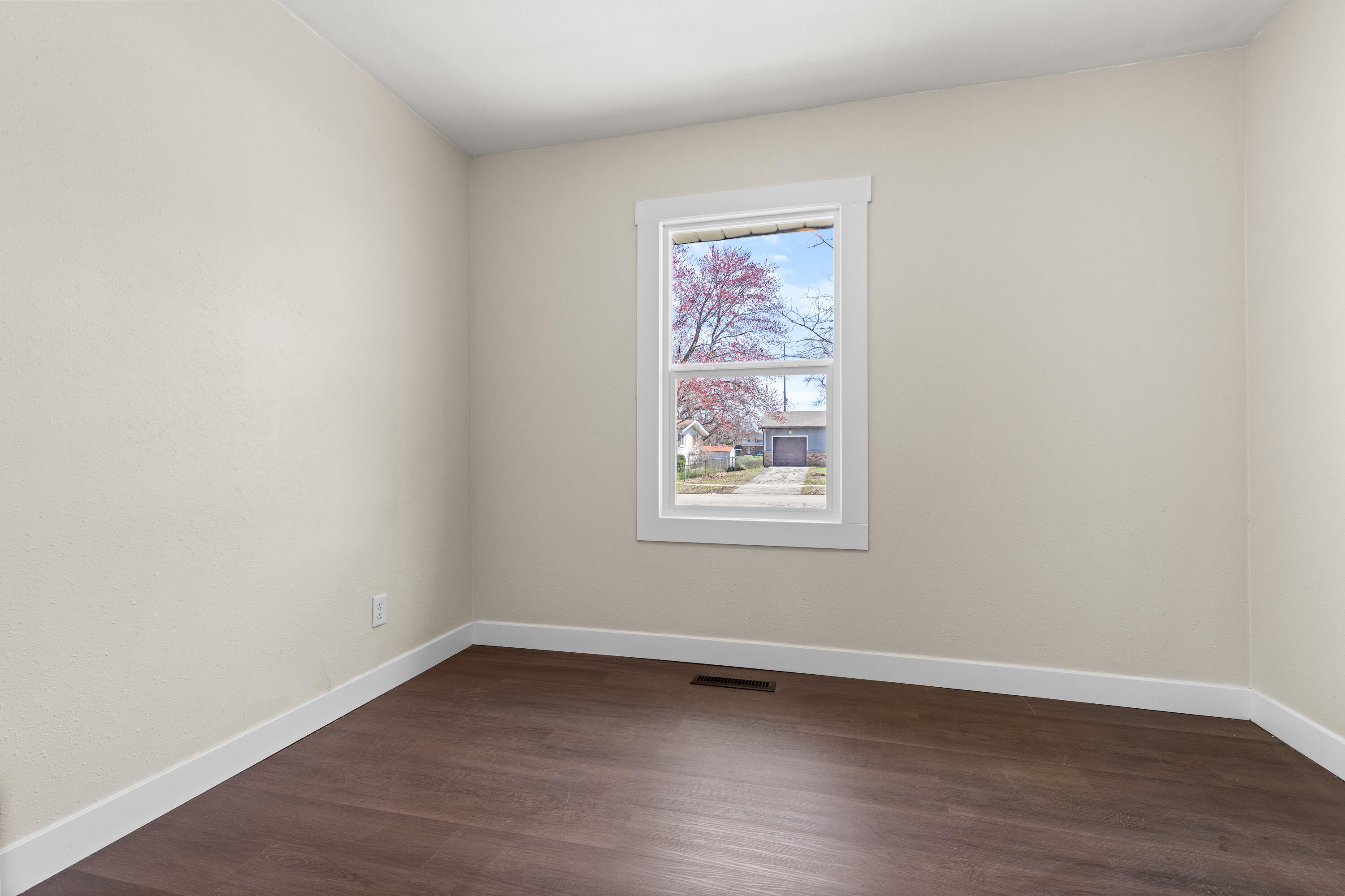 1502 Grant Street Beloit, WI 53511 - Photo 19 of 25 bedroom 2
