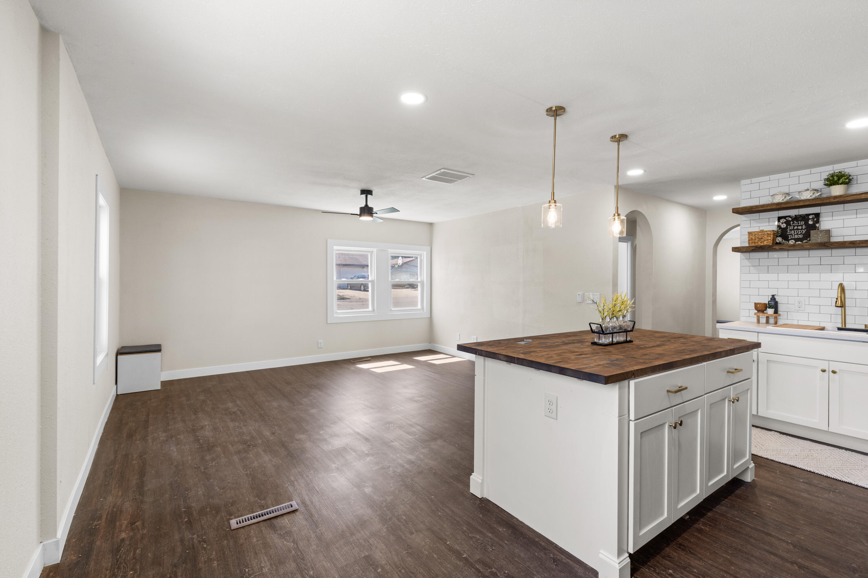 1502 Grant Street Beloit, WI 53511 - Photo 9 of 25 open concept living