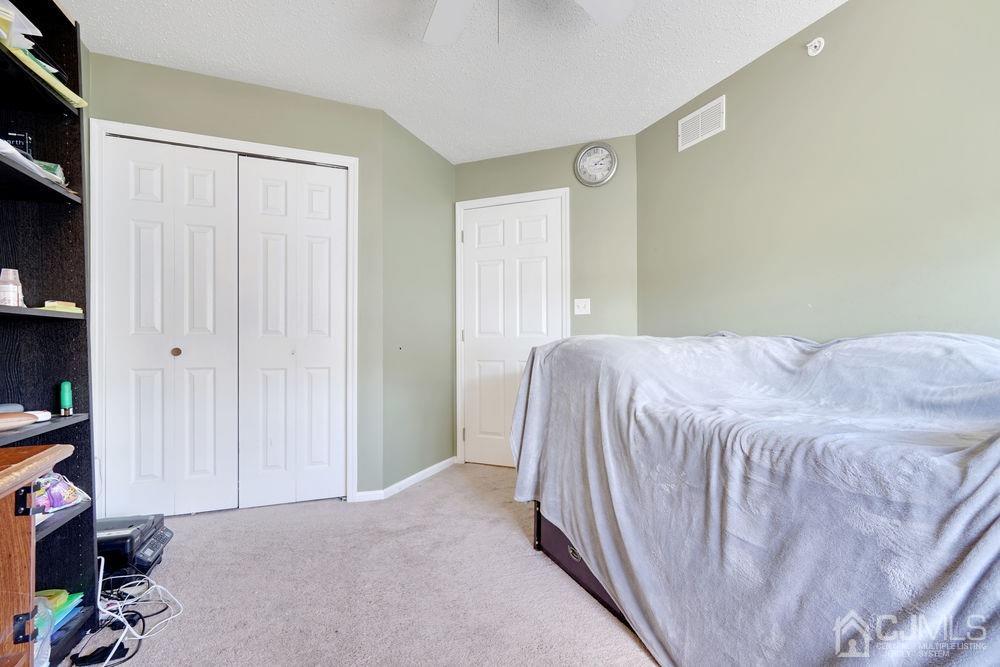 175 Prestwick Way, Unit 175 Edison, NJ 08820 - Photo 12 of 17 Gallery Image 12