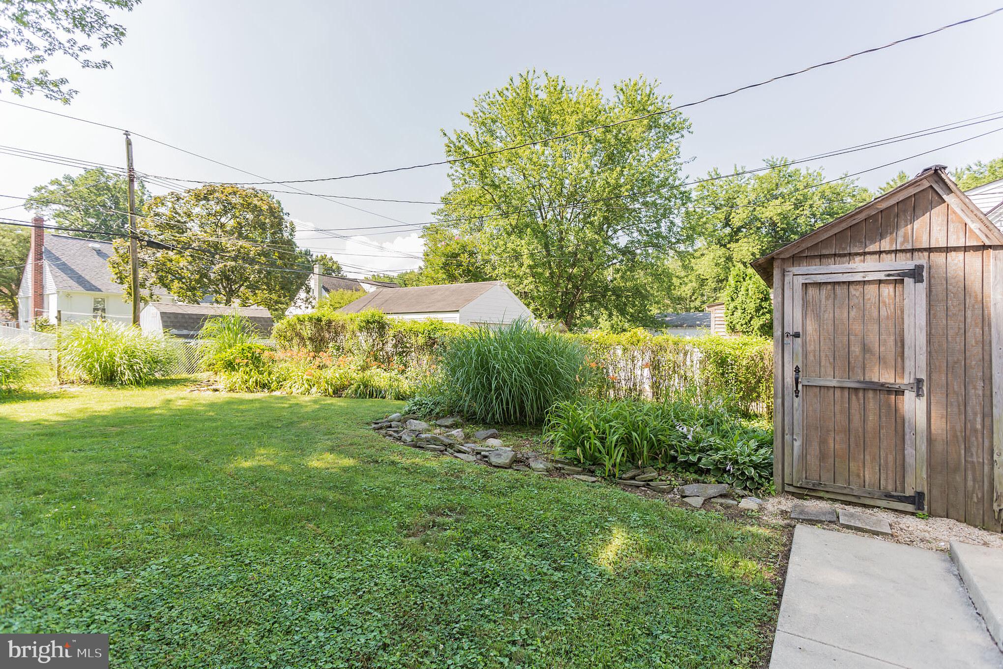 821 Elkton Road Newark, DE 19711 - Photo 25 of 27 Rear Yard with Shed