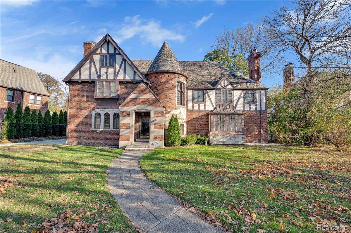 19160 Woodston Road Highland Park, MI 48203 - Photo 1 of 65 Gallery Image 1