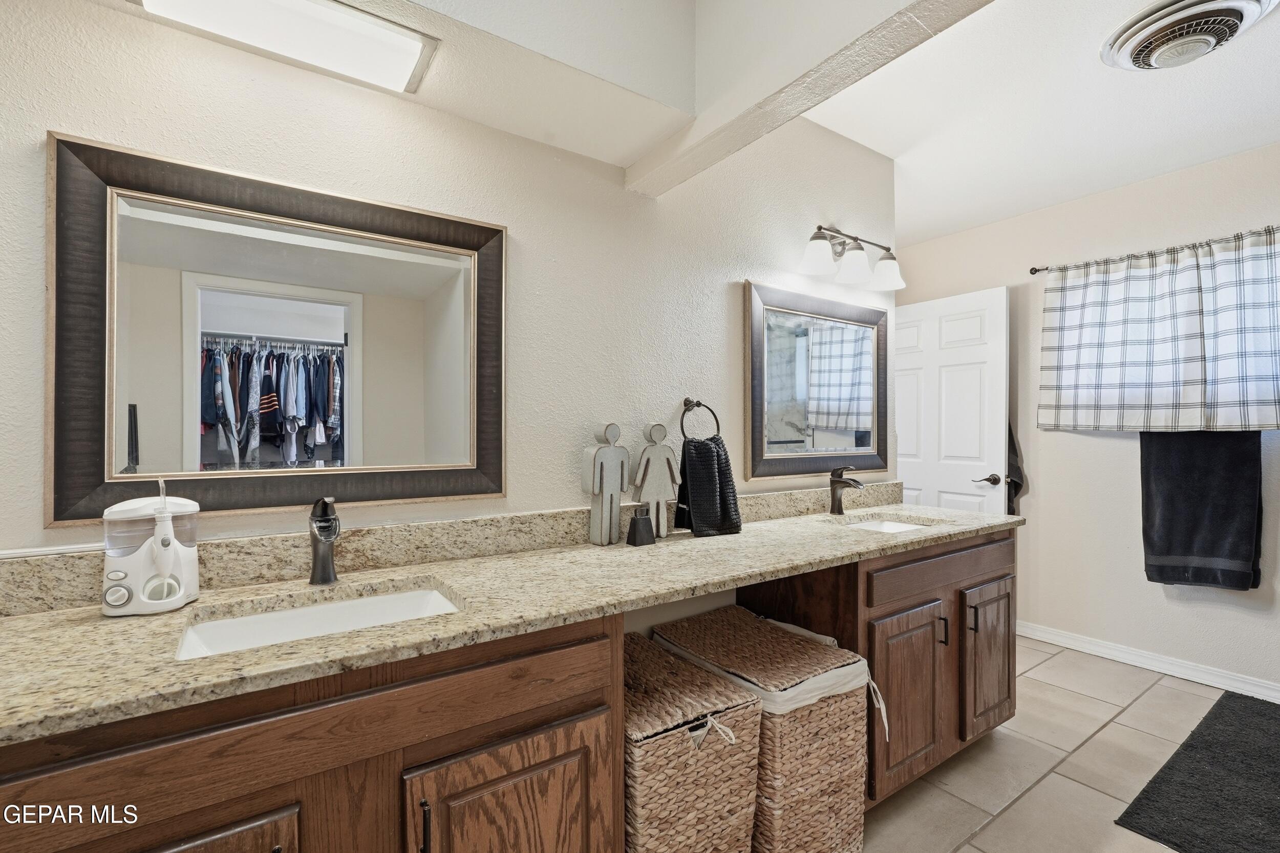 216 Smith Road El Paso, TX 79907 - Photo 16 of 50 image00042