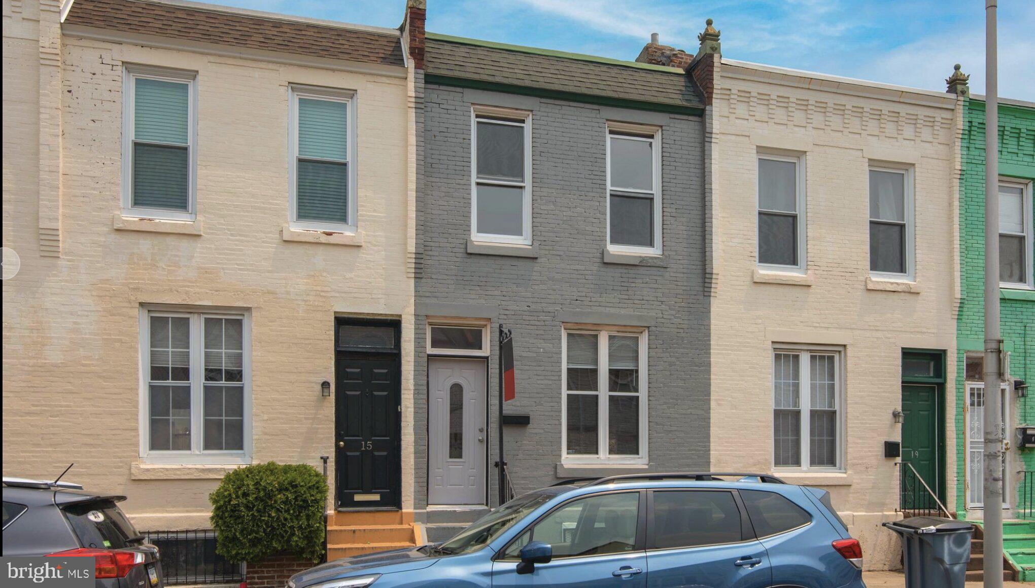 17 South 45th Street Philadelphia, PA 19104 - Photo 2 of 13 a front view of a house with parking space