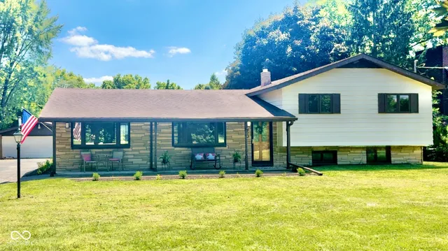 $349,900 | 423 West Thompson Road, Indianapolis, IN 46217