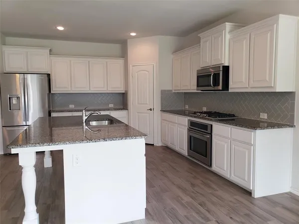 $2,700 | 101 Gannet Trail, Argyle, TX 76226