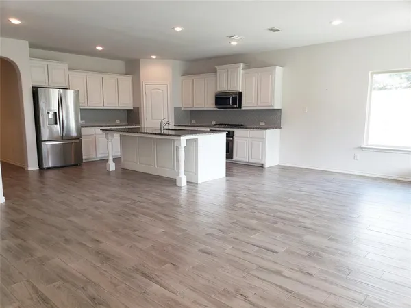 $2,700 | 101 Gannet Trail, Argyle, TX 76226