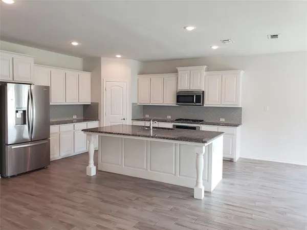 $2,700 | 101 Gannet Trail, Argyle, TX 76226