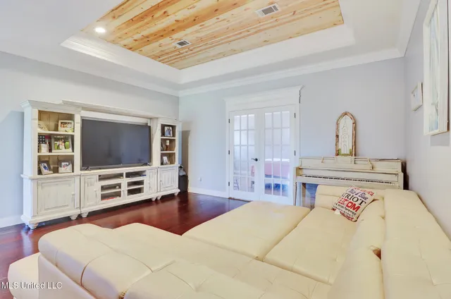 $424,000 | 121 Barlow Lane, Poplarville, MS 39470