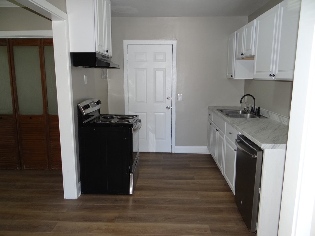 345 29th Avenue Columbus, GA 31903 - Photo 8 of 16