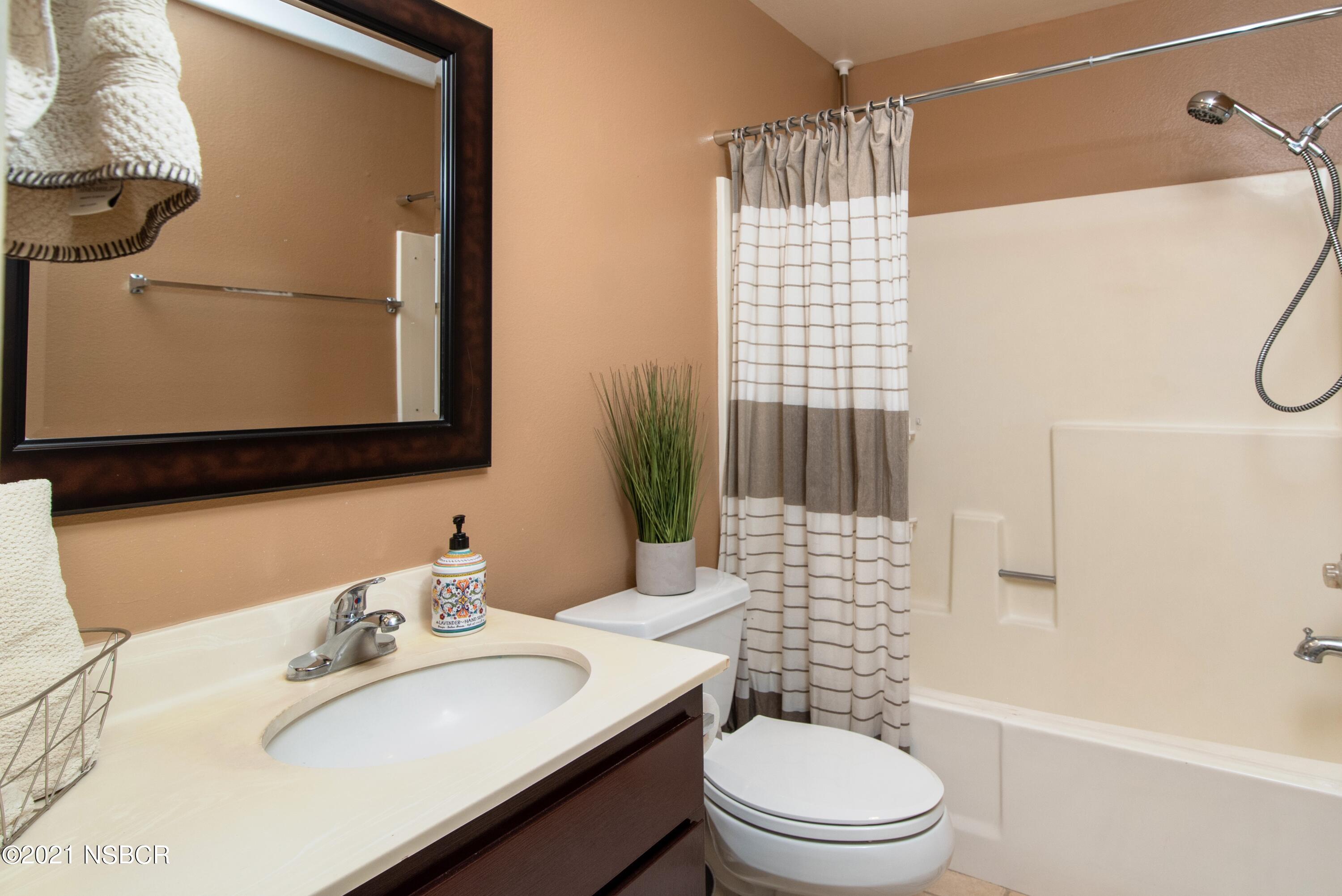 3611 Constellation Road Lompoc, CA 93436 - Photo 11 of 19 3611 CONSTELLATION RD