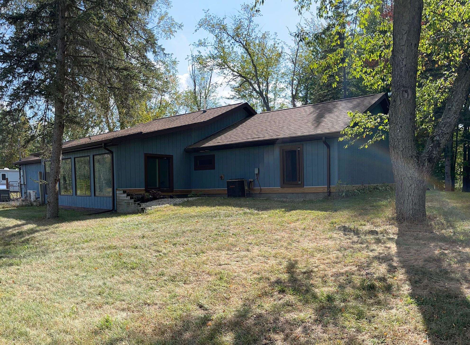 1965 River Road Beaverton, MI 48612 - Photo 4 of 95