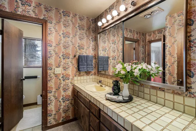 $945,000 | 1045 Summit Lake Drive, Angwin, CA 94508