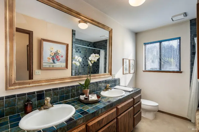 $945,000 | 1045 Summit Lake Drive, Angwin, CA 94508