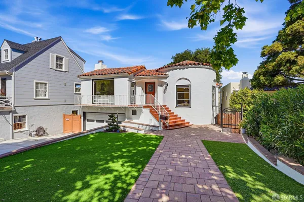 $2,838,000 | 610 Hillcrest Boulevard, Millbrae, CA 94030