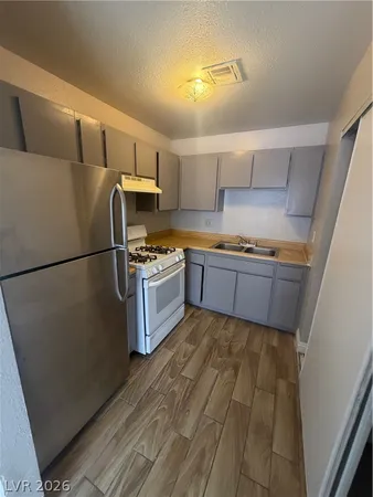 $1,249 | 6432 Addely Drive, Las Vegas, NV 89108
