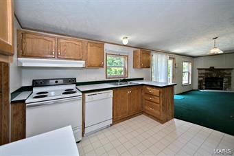 224 Defiance Road Defiance, MO 63341 - Photo 7 of 15 Gallery Image 7