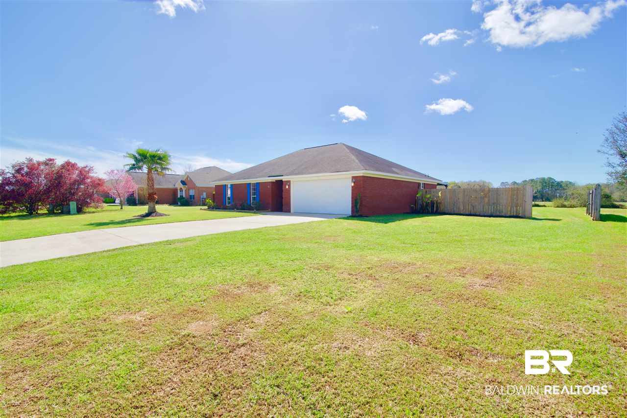 17517 Eastview Loop Foley, AL 36535 - Photo 5 of 48